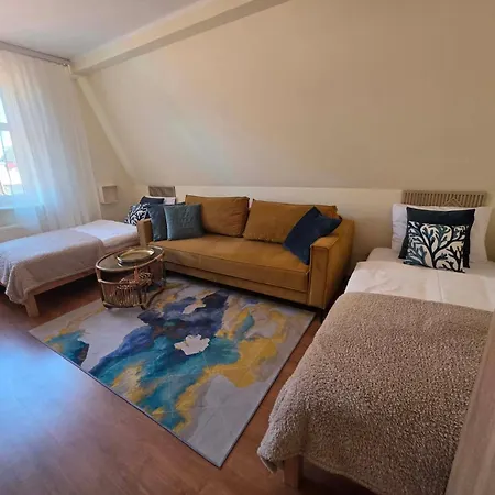 Przy Plazy Jaroslawiec, 150 M Do Plazy, Parking W Cenie, 4 Osobowy Homestay szállás